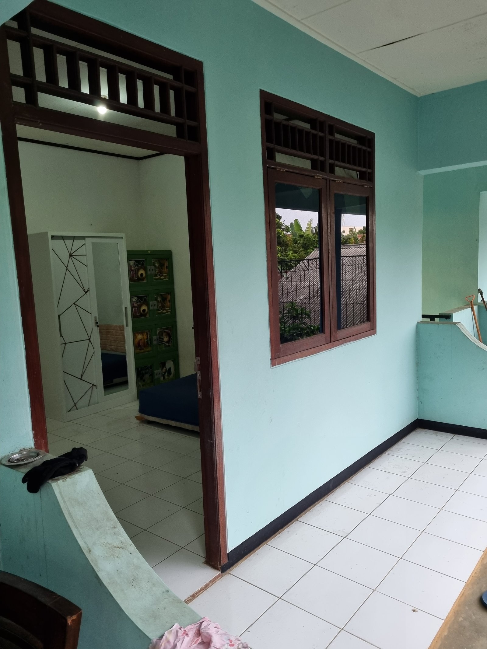 Teras Depan Kamar